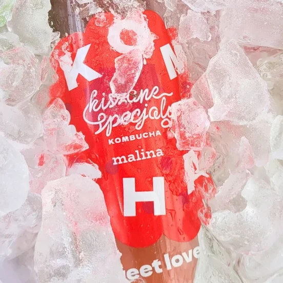 Co orzeźwiającego do picia? Kombucha