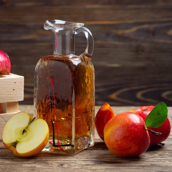 Ocet jabłkowy - czemu warto go pić?